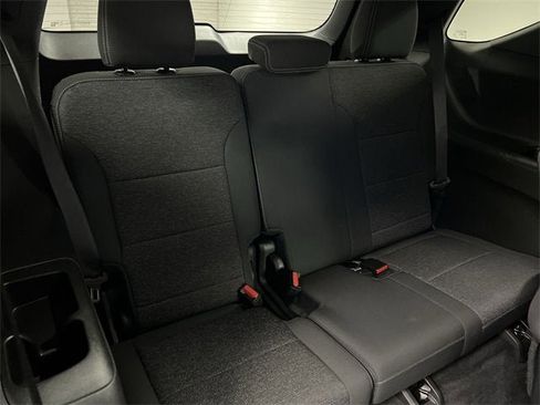 Certified 2025 Chevrolet Traverse LT image 27