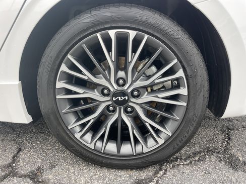 Used 2023 Kia Forte GT-Line w/ GT-Line Premium Package image 18