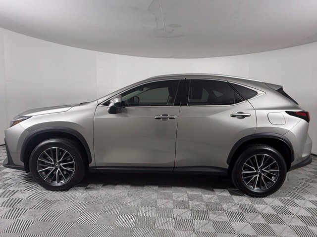 Used 2025 Lexus NX 350h AWD w/ Accessory Package (2T) image 3