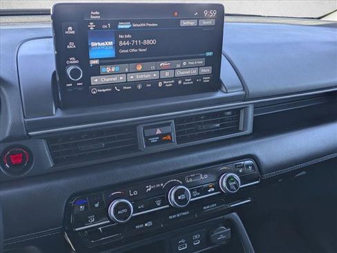 Used 2023 Honda Pilot Elite image 15
