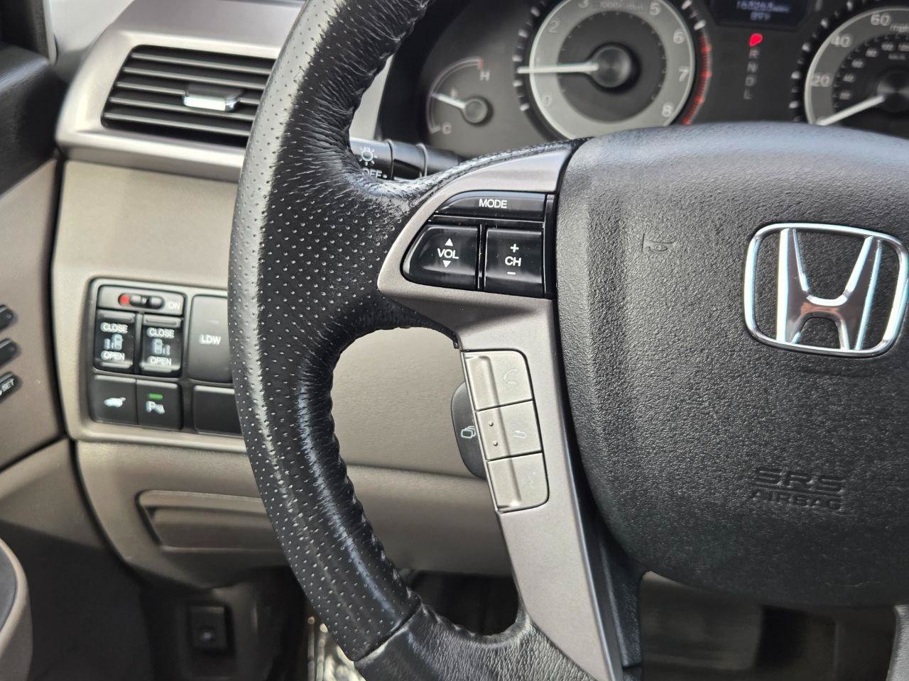 Used 2014 Honda Odyssey Touring image 30