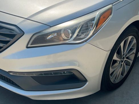 Used 2017 Hyundai Sonata Sport w/ Value Edition Package 02 FWD image 4
