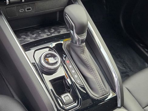 New 2026 GMC Canyon Elevation w/ Convenience Package image 21