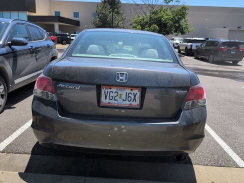 Used 2010 Honda Accord LX-P image 5