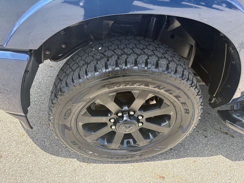 Used 2022 RAM 2500 Laramie AWD/4WD image 9