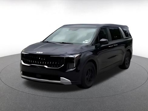 Used 2026 Kia Carnival FWD image 16