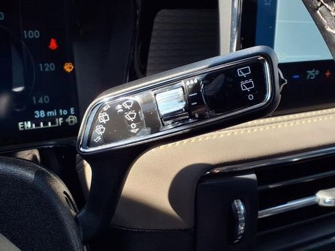Used 2025 Lincoln Corsair FWD image 18