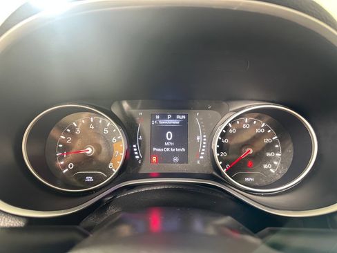 Used 2018 Jeep Compass Sport FWD image 23