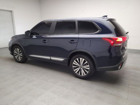 Used 2019 Mitsubishi Outlander ES image 3