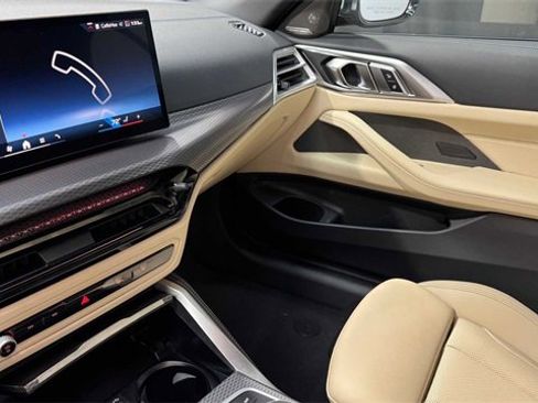 Used 2025 BMW M440i Convertible image 31