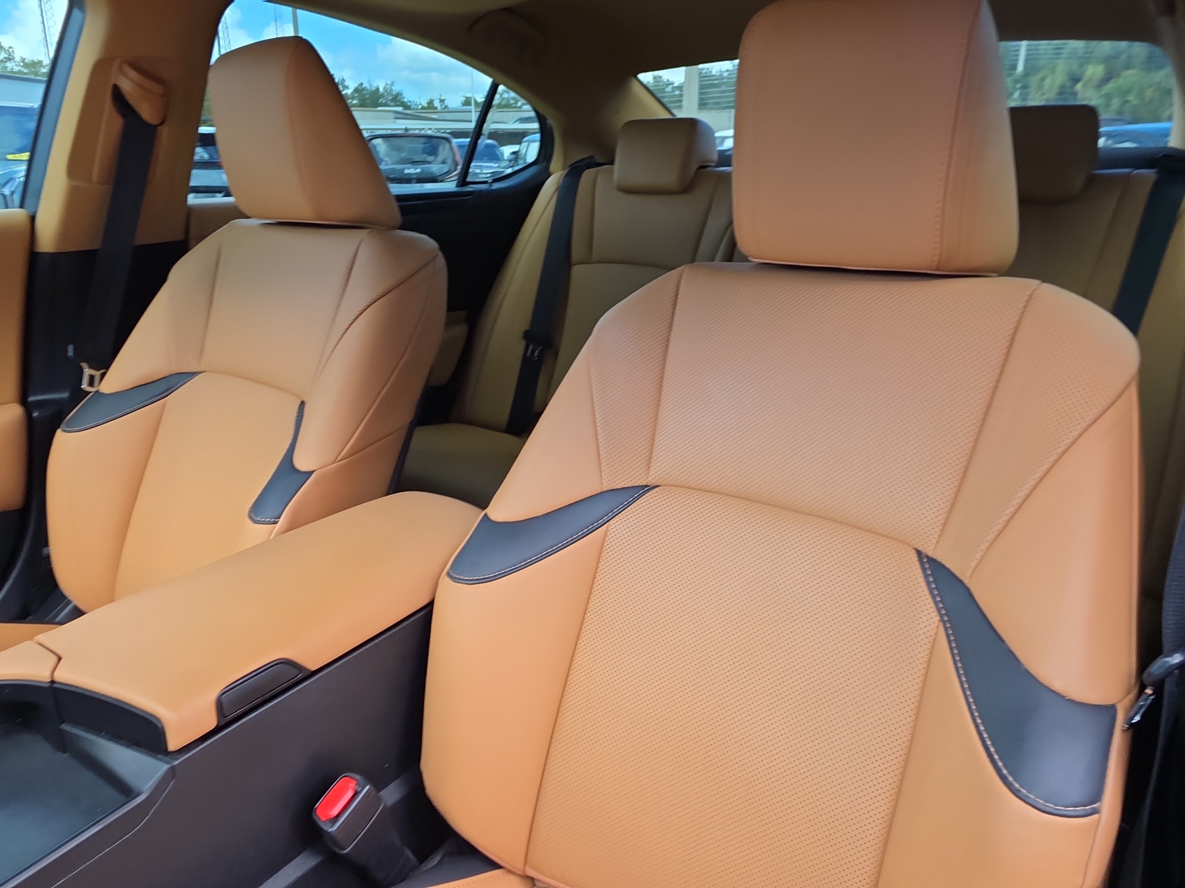 Used 2023 Lexus ES 350 w/ Accessory Package (Z2) FWD image 21