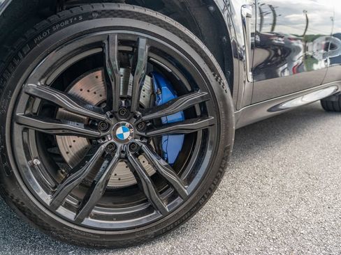 Used 2017 BMW X6 M AWD/4WD image 3