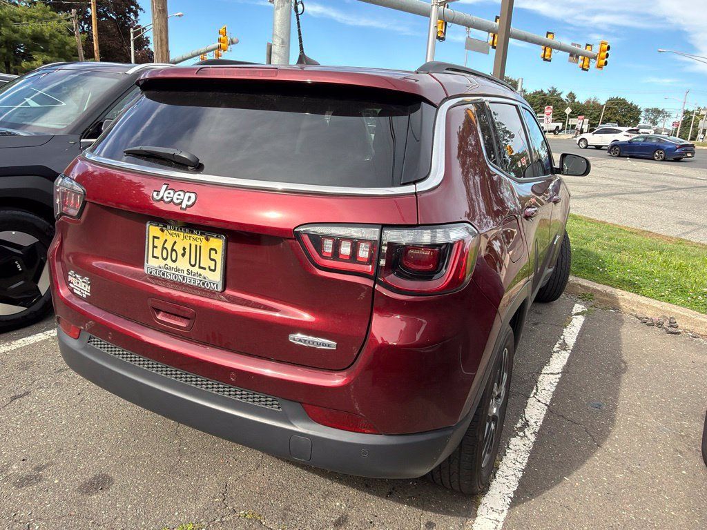 Used 2020 Jeep Compass Latitude AWD/4WD image 4