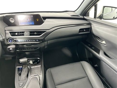 Used 2022 Lexus UX 250h w/ Premium Package image 26