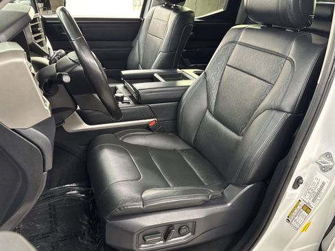 Used 2022 Toyota Tundra Limited w/ Power Package image 4