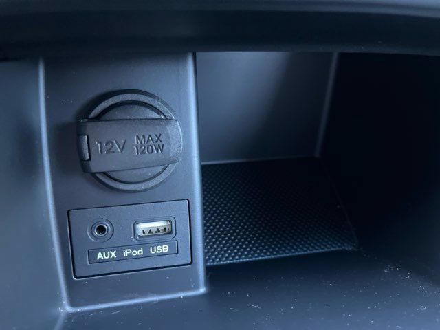 Used 2014 Hyundai Elantra SE w/ Option Group 02 FWD image 13