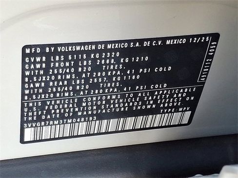 New 2026 Volkswagen Tiguan SE R-Line image 11