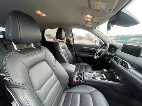 Used 2025 MAZDA CX-5 AWD 2.5 S w/ Preferred Package image 3