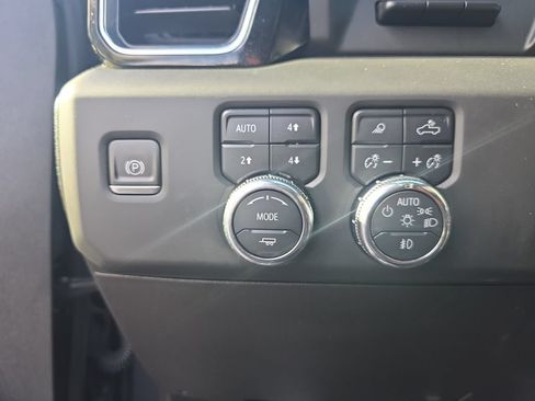 Used 2024 GMC Sierra 1500 Denali Ultimate AWD/4WD image 22