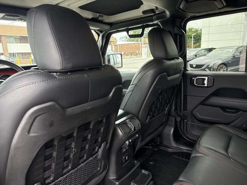 Used 2019 Jeep Wrangler Unlimited Rubicon AWD/4WD image 28