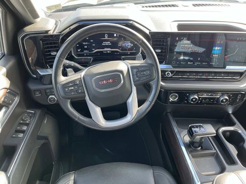 Used 2022 GMC Sierra 1500 SLT w/ SLT Convenience Package image 14