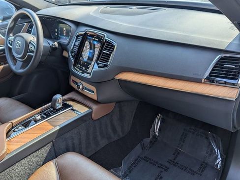 Certified 2023 Volvo XC90 B6 Plus w/ Protection Package image 28