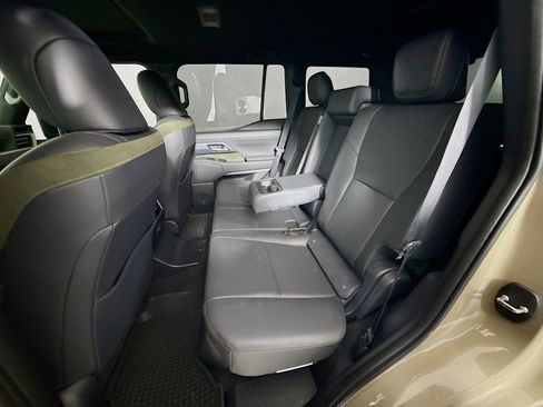 Used 2024 Lexus GX 550 image 26