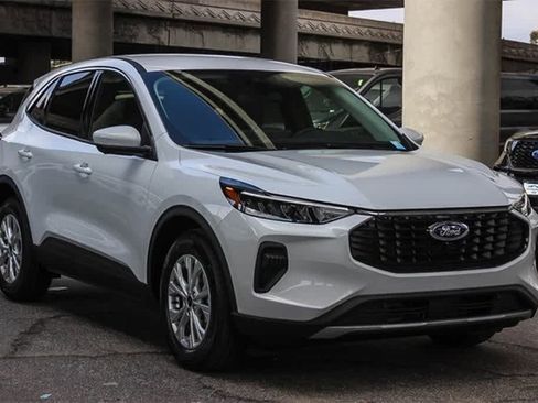 New 2024 Ford Escape Active w/ Tech Pack #2 image 3