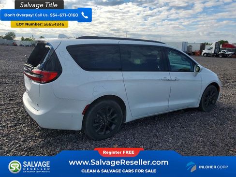 Used 2021 Chrysler Pacifica Touring-L w/ S Appearance Package FWD image 4