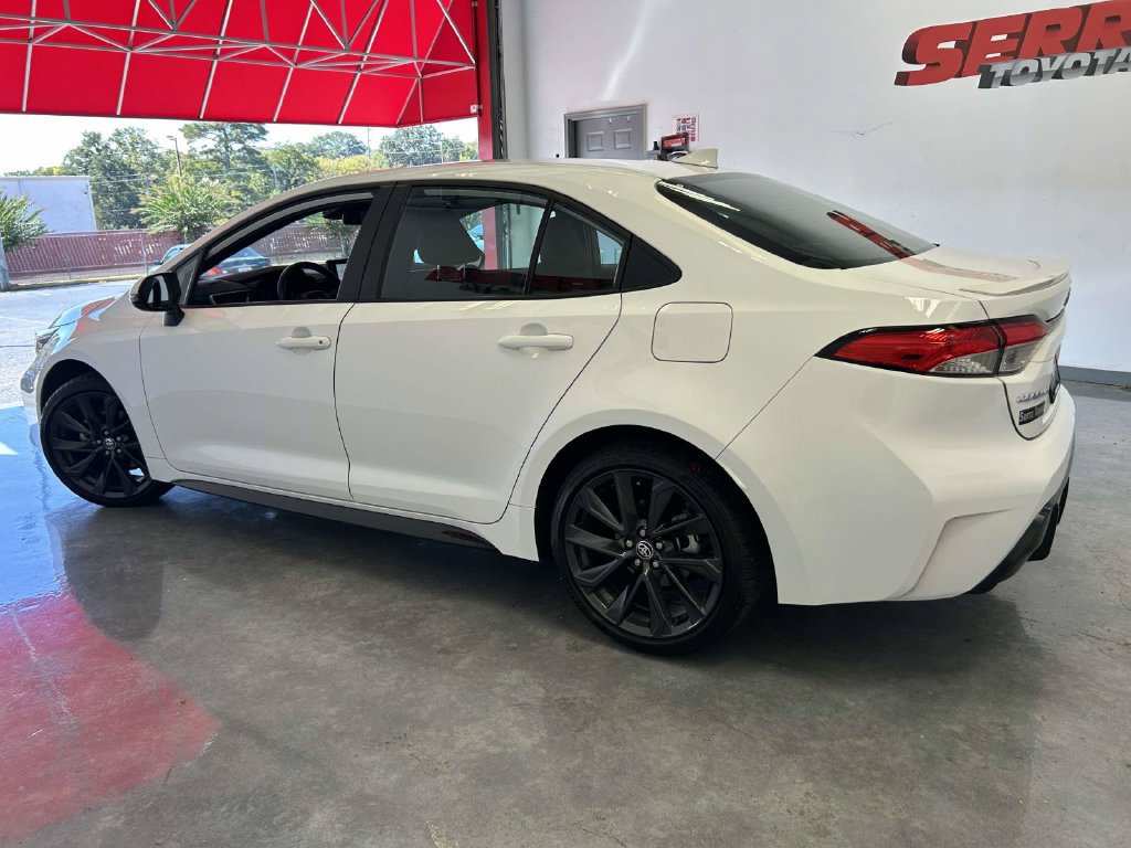 Used 2026 Toyota Corolla SE FWD image 6