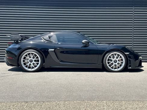 Used 2023 Porsche 718 Cayman GT4 RS RWD image 9