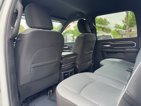 Used 2024 RAM 3500 Big Horn image 13