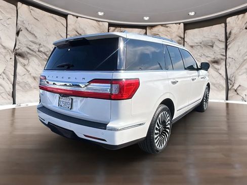 Used 2019 Lincoln Navigator Black Label w/ Cargo Package image 3