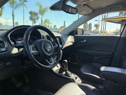 Used 2019 Jeep Compass Altitude image 14