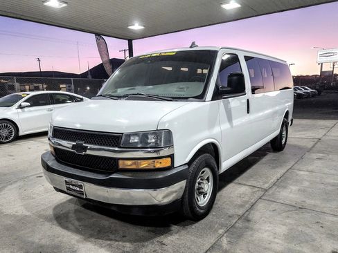 Used 2020 Chevrolet Express 3500 LT w/ LT Preferred Equipment Group image 1