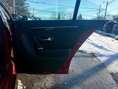 Used 2017 Volkswagen CC Sport image 13