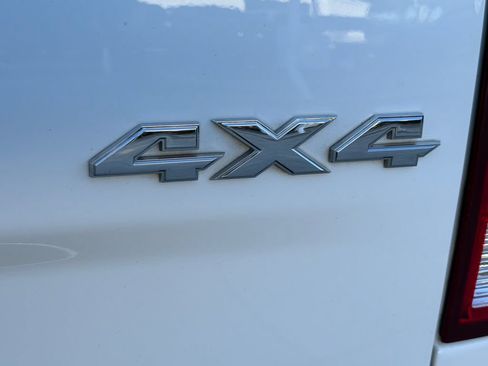 Used 2024 RAM 1500 Classic SLT AWD/4WD image 11