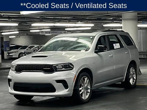 Used 2024 Dodge Durango R/T AWD/4WD image 4