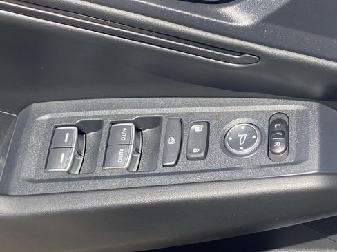 Used 2025 Honda Accord SE image 19