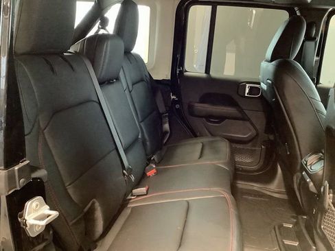 New 2026 Jeep Wrangler Unlimited Rubicon image 32