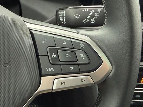 New 2026 Volkswagen Taos SE AWD/4WD image 12