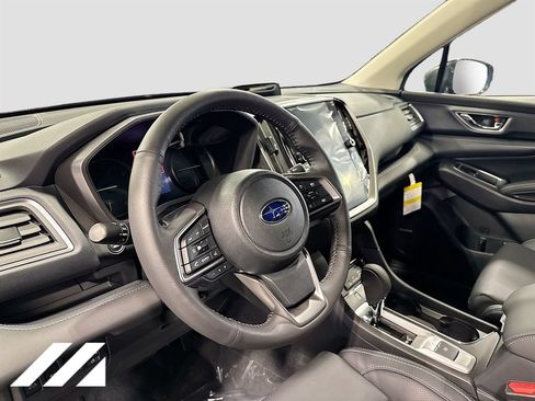 Used 2026 Subaru Ascent Limited AWD/4WD image 9