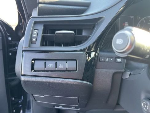 Used 2024 Lexus ES 350 Ultra Luxury image 14