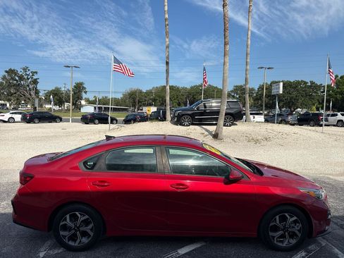 Used 2021 Kia Forte LXS FWD image 6