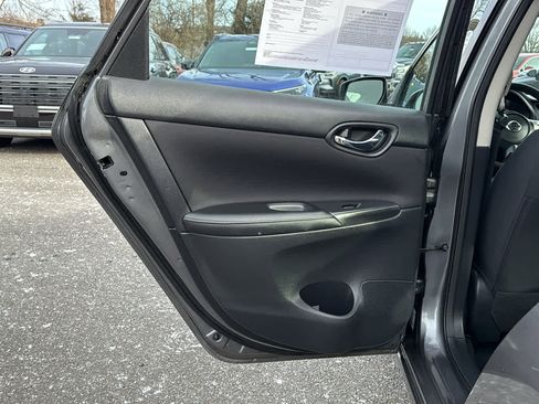 Used 2019 Nissan Sentra S image 22