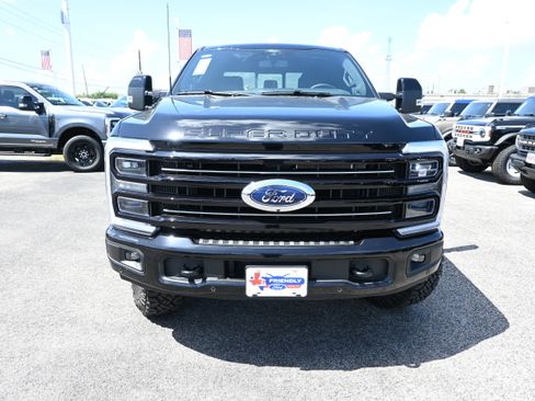 New 2026 Ford F250 Platinum w/ Tremor Off-Road Package AWD/4WD image 9