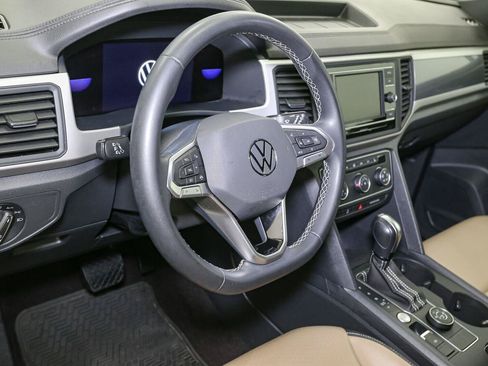 Certified 2022 Volkswagen Atlas Cross Sport SE AWD/4WD image 24