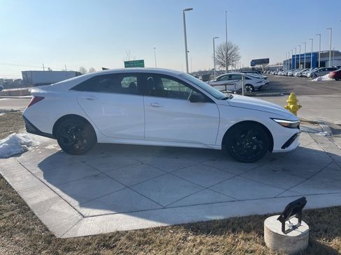 New 2026 Hyundai Elantra SEL Sport Premium image 6