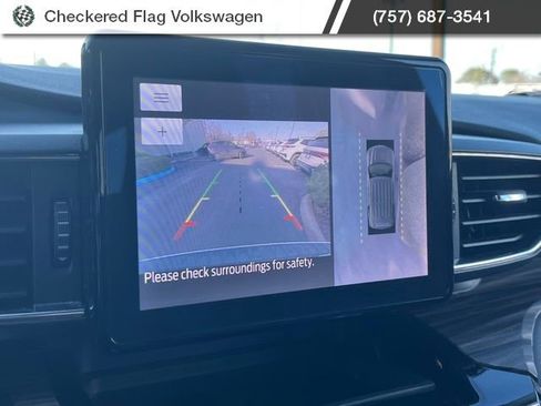 Used 2022 Ford Explorer Limited w/ Equipment Group 301A image 40