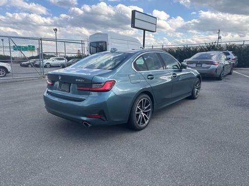 Used 2020 BMW 330i xDrive Sedan w/ Premium Package image 11